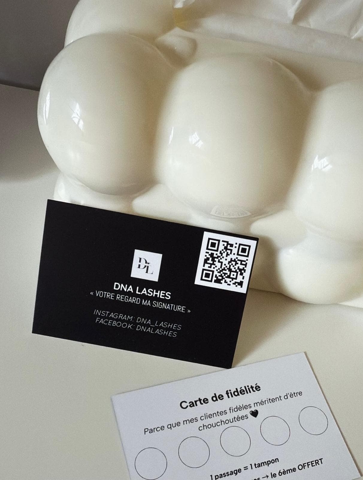 Carte de fidélité et carte de visite DNA Lashes